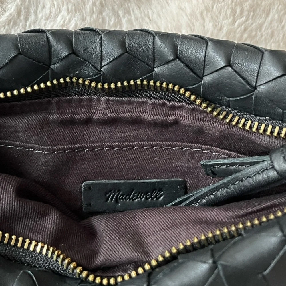 Madewell The Puff Crossbody Bag True Black Woven Leather - Picture 6 of 10
